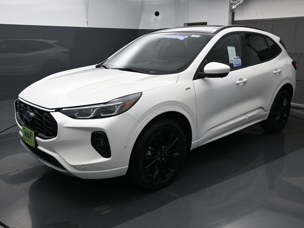 2024 Ford Escape ST-Line Elite
