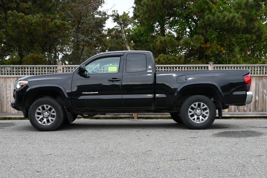 Thumbnail: 2019 Toyota Tacoma - 2