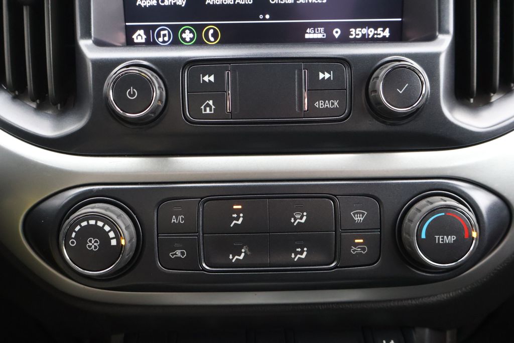 Thumbnail: 2022 Chevrolet Colorado - 28