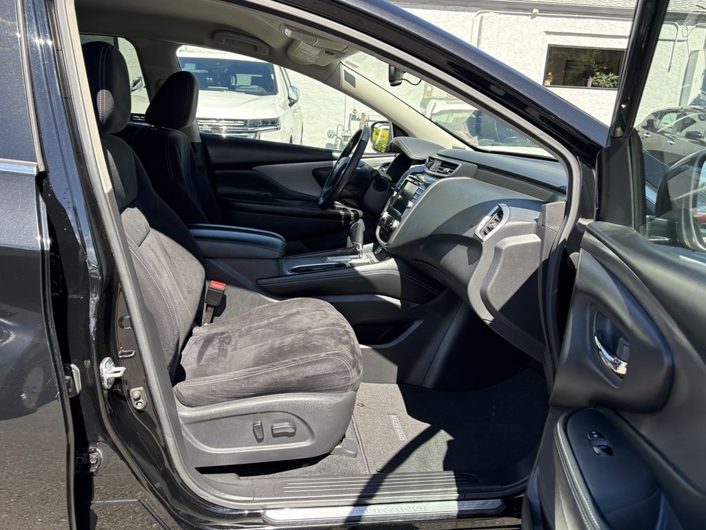 2021 Nissan Murano SV