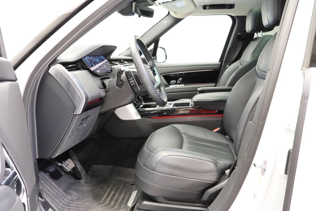Thumbnail: 2023 Land Rover Range Rover - 28