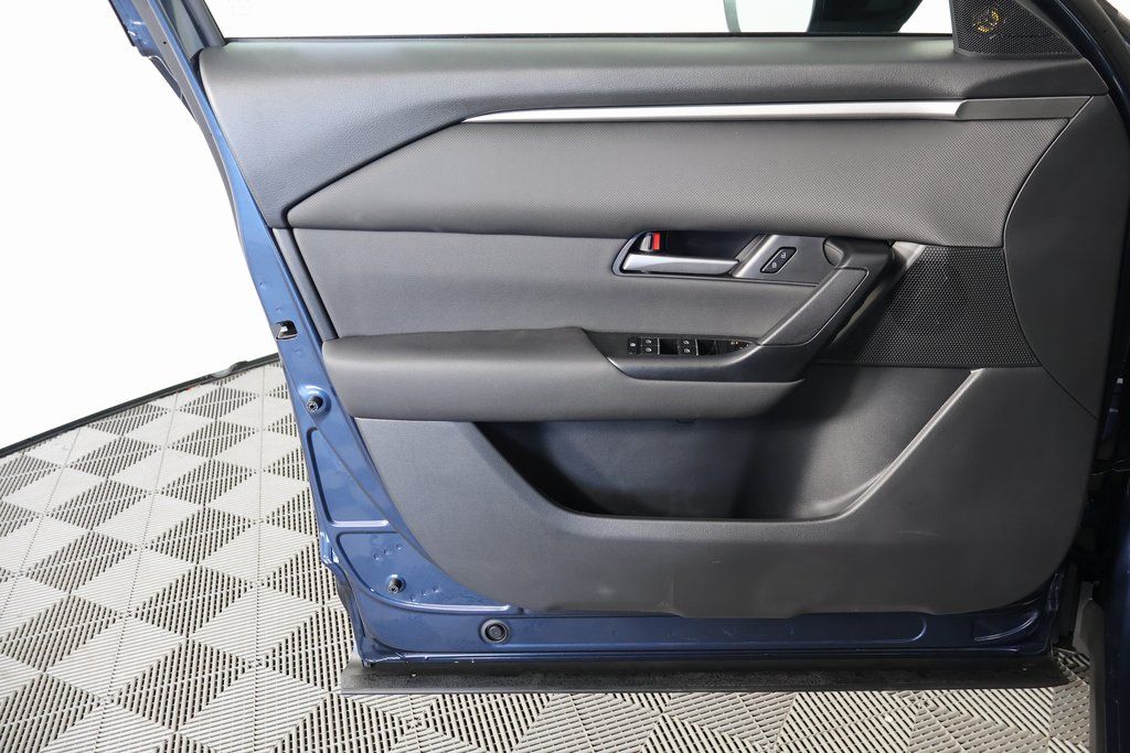 Thumbnail: 2025 Mazda CX-50 - 7