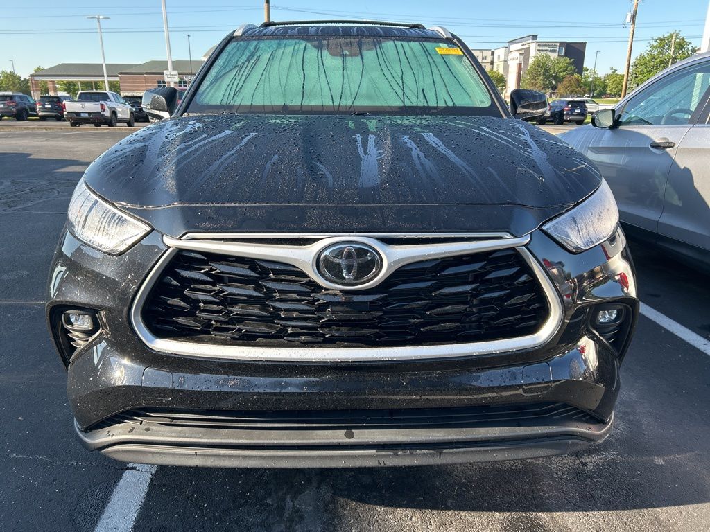 2023 Toyota Highlander XLE 5