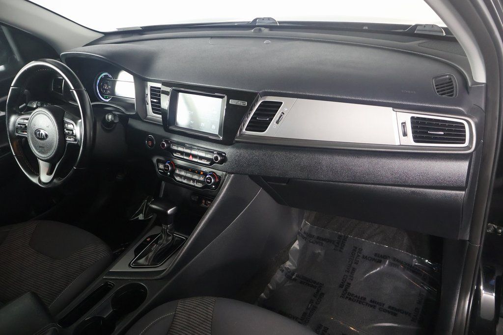 2019 Kia Niro LX 9