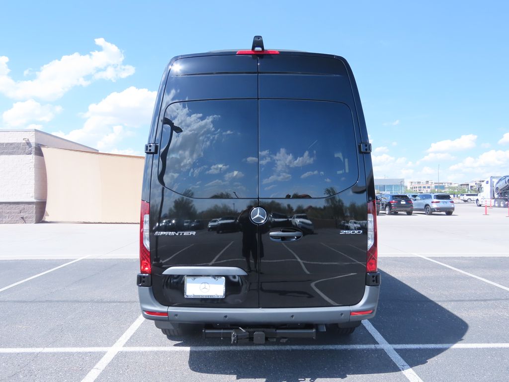 Thumbnail: 2026 Mercedes-Benz Sprinter - 6