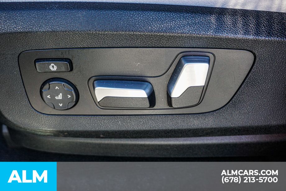 Used 2023 Black BMW xDrive40i image 54