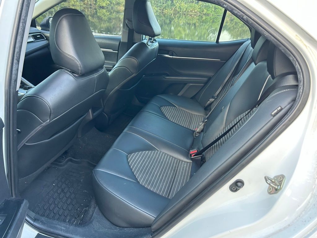 Thumbnail: 2020 Toyota Camry - 12