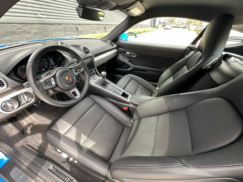 Thumbnail: 2025 Porsche 718 Cayman - 8