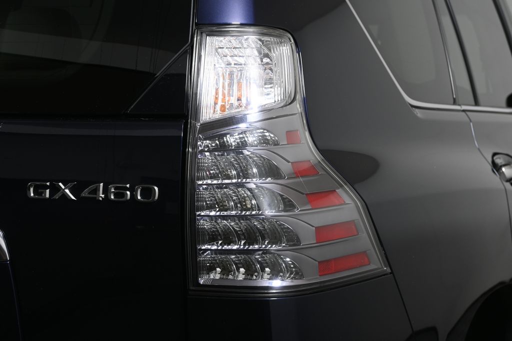 Thumbnail: 2020 Lexus GX - 13