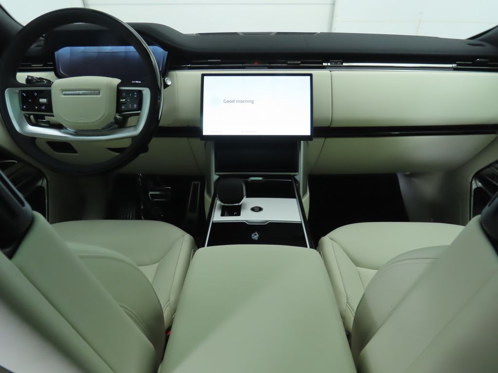 Thumbnail: 2025 Land Rover Range Rover - 14