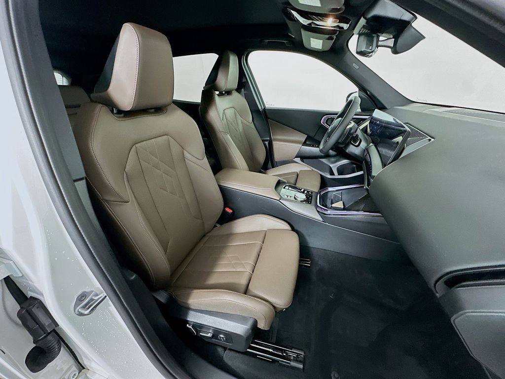 Thumbnail: 2025 BMW X3 - 27