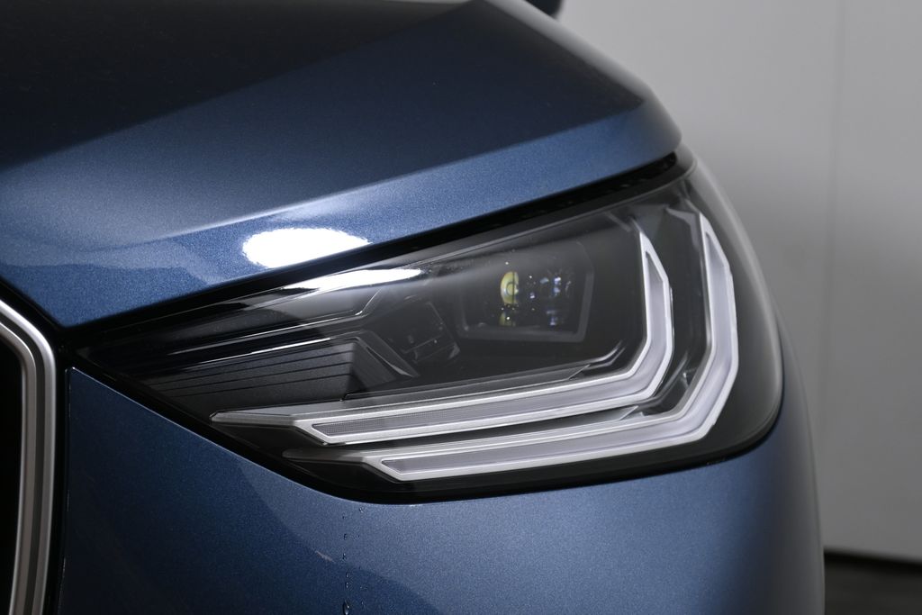 Thumbnail: 2026 BMW X3 - 11