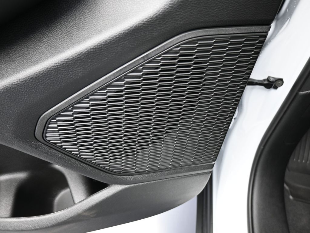 Used 2025 Bright White Clearcoat Jeep Laredo image 5