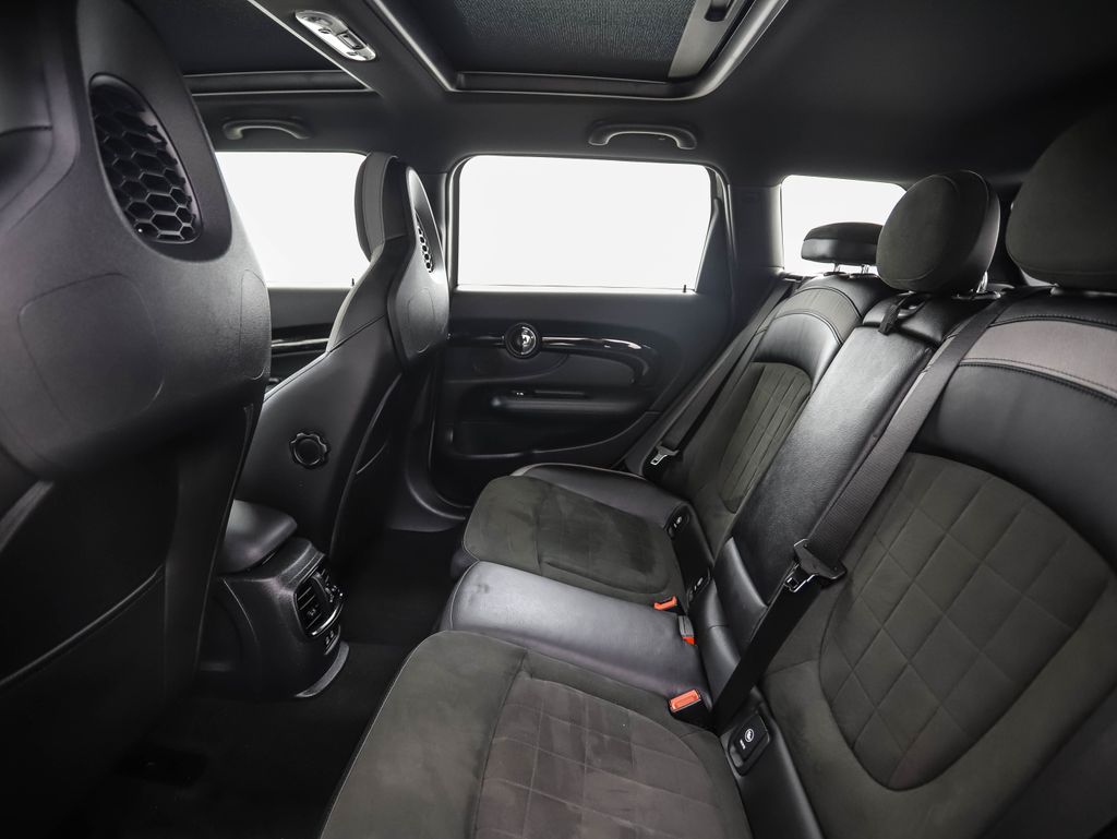 Thumbnail: 2022 MINI Cooper Clubman - 22