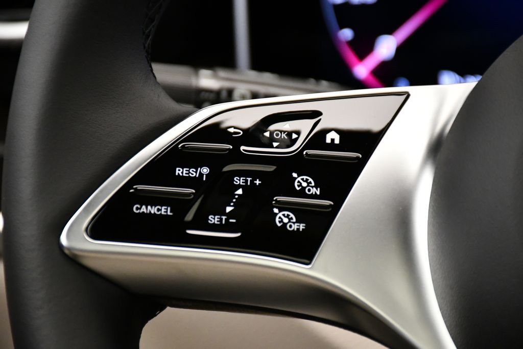 Thumbnail: 2026 Mercedes-Benz GLC - 23