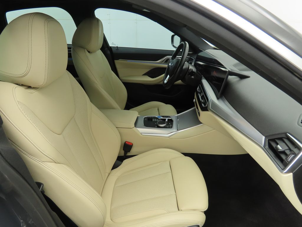 Thumbnail: 2023 BMW i4 - 21