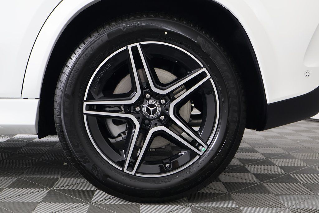 Thumbnail: 2026 Mercedes-Benz GLE - 11