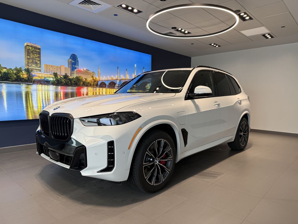 Alpine White 2026 BMW X5 SUV / Crossover All-Wheel Drive 8-Speed Automatic