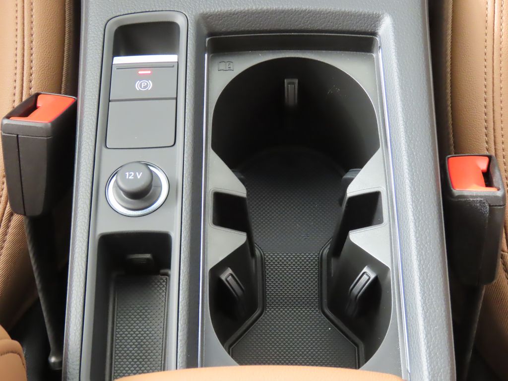 Thumbnail: 2025 Audi Q3 - 24