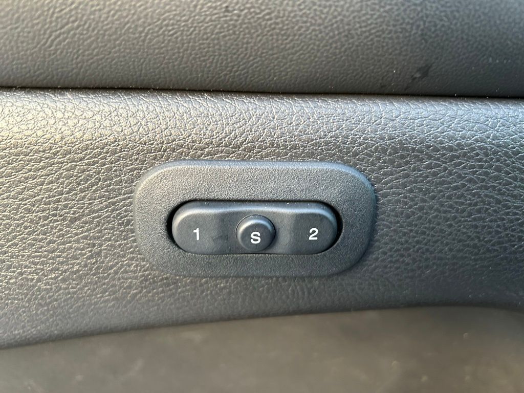 Thumbnail: 2019 Jeep Grand Cherokee - 17