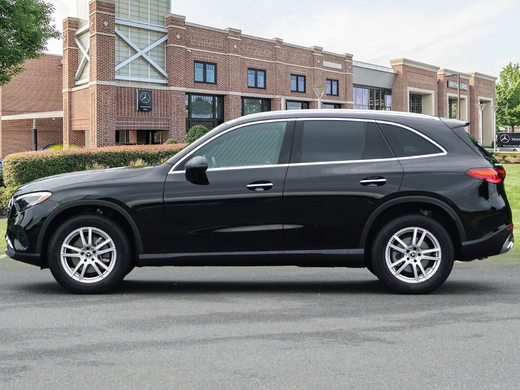 Thumbnail: 2025 Mercedes-Benz GLC - 8