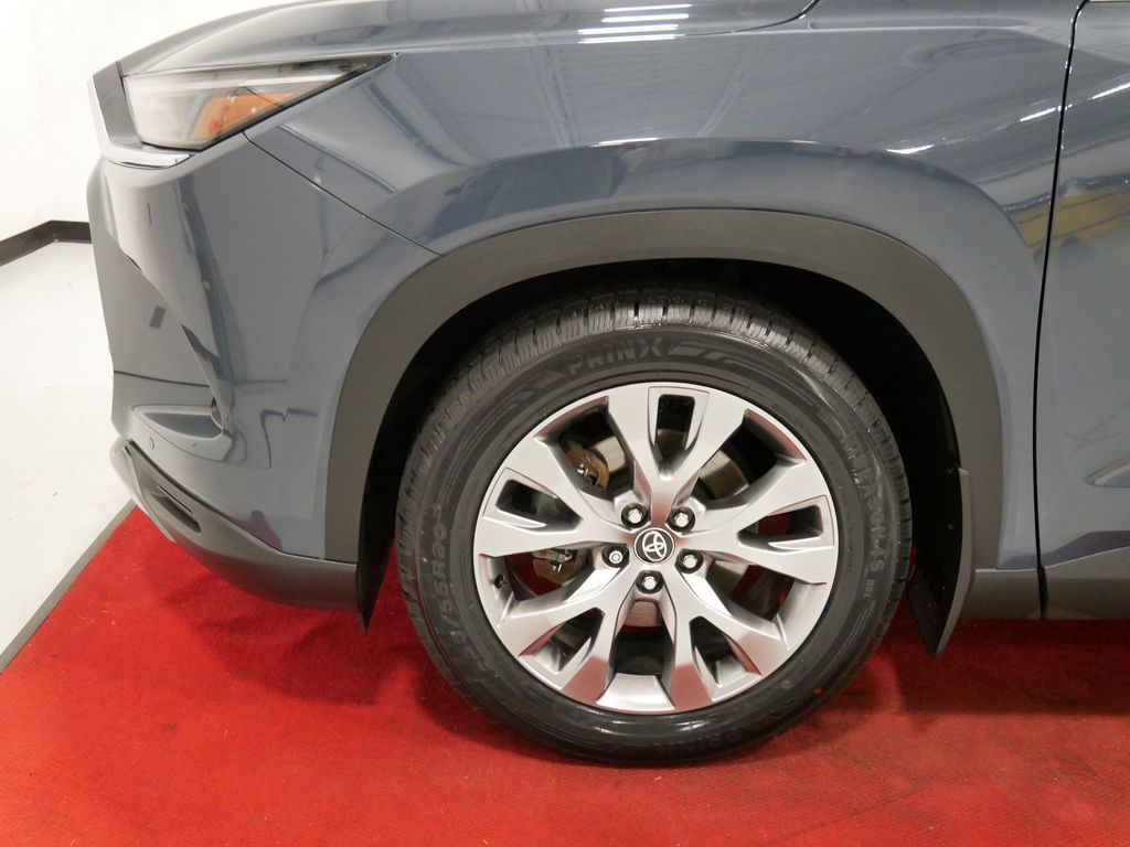 Used 2024 Toyota Grand Highlander SUV