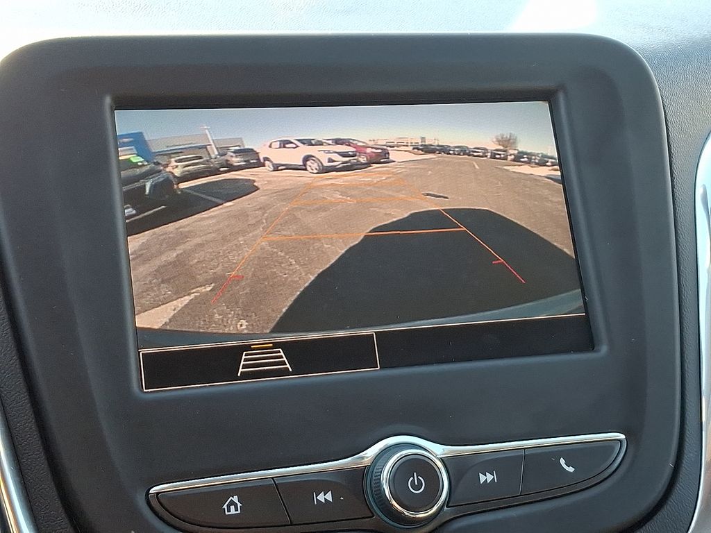 Thumbnail: 2023 Chevrolet Equinox - 18