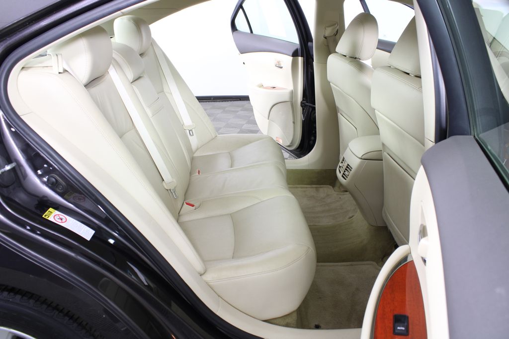 Used 2011 Lexus ES for sale in 