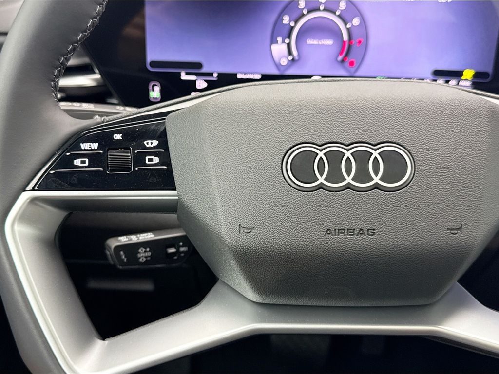 Thumbnail: 2026 Audi Q5 - 11