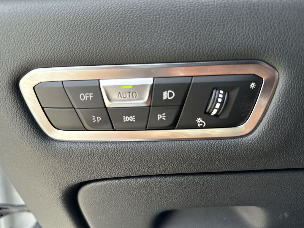 Thumbnail: 2023 BMW X5 - 28