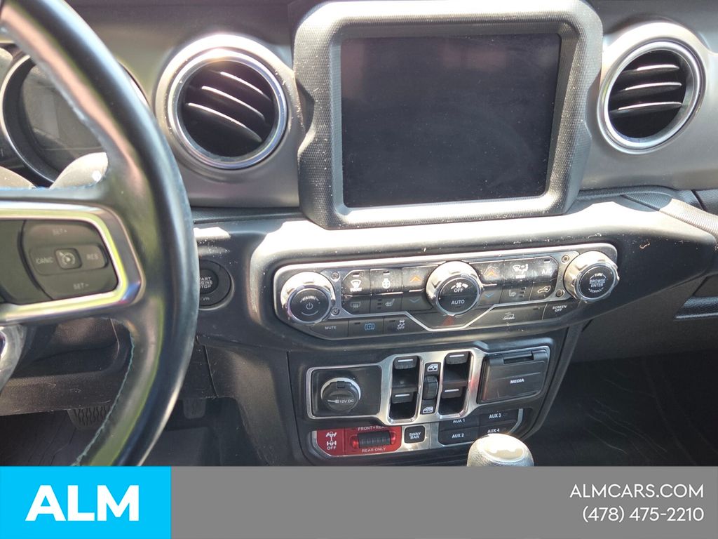 Used 2021 Green Jeep Unlimited Rubicon 4xe image 20