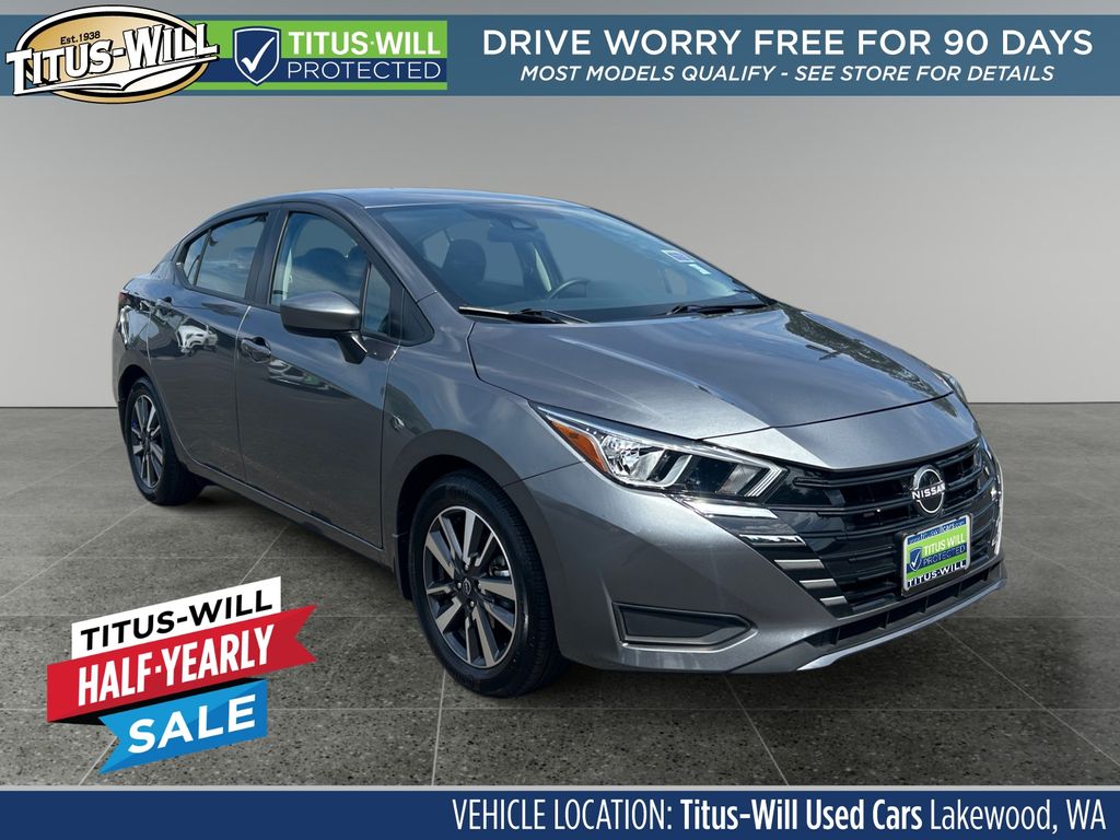 2023 Nissan Versa SV FWD