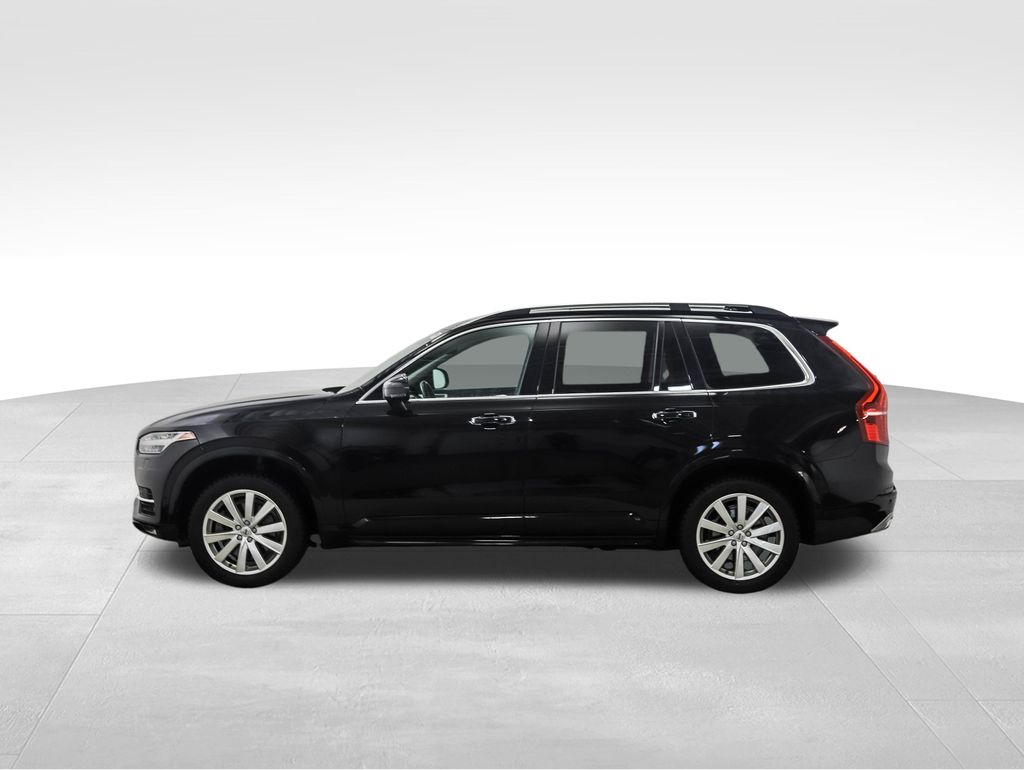 2018 Volvo XC90 T6 Momentum 2