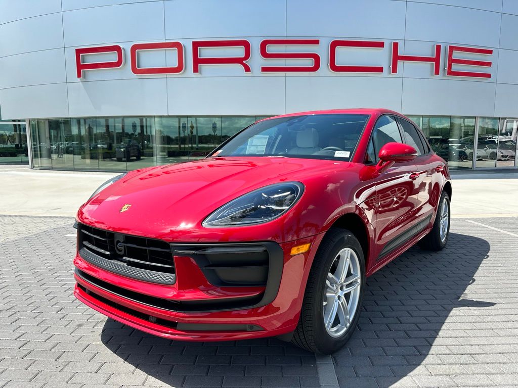 2024 Porsche Macan  -
                Davie, FL