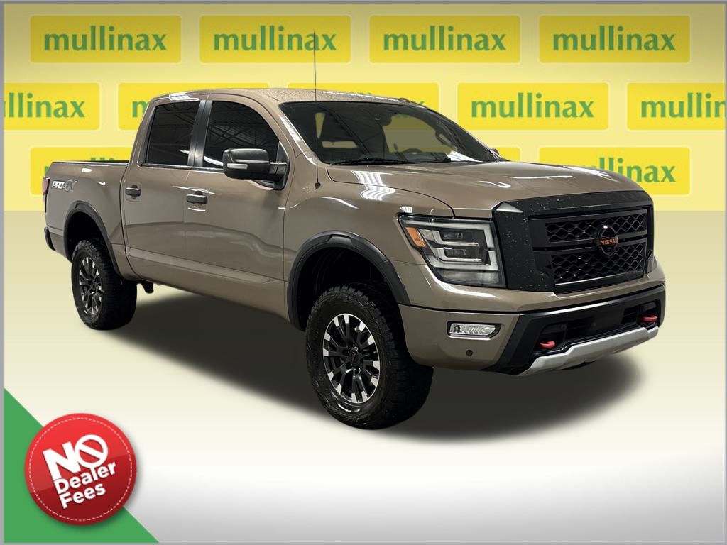 2021 Nissan Titan PRO-4X Crew Cab 4WD