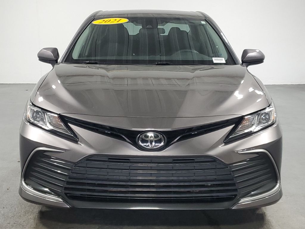 2021 Toyota Camry LE 2