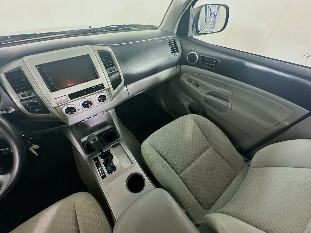 Used 2011 Black Toyota Base image 11