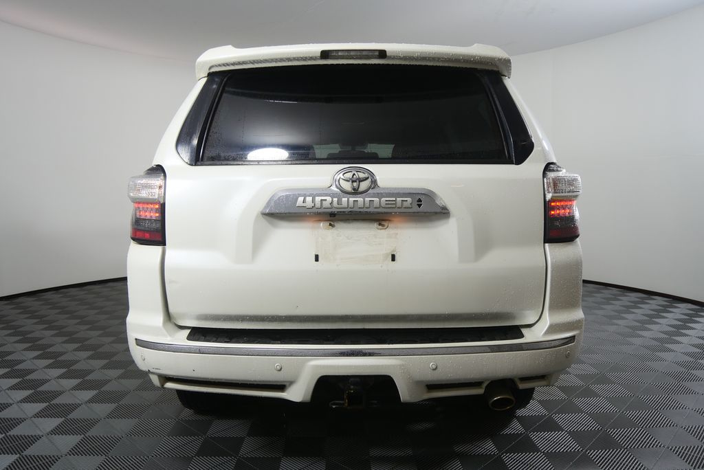 Thumbnail: 2016 Toyota 4Runner - 4