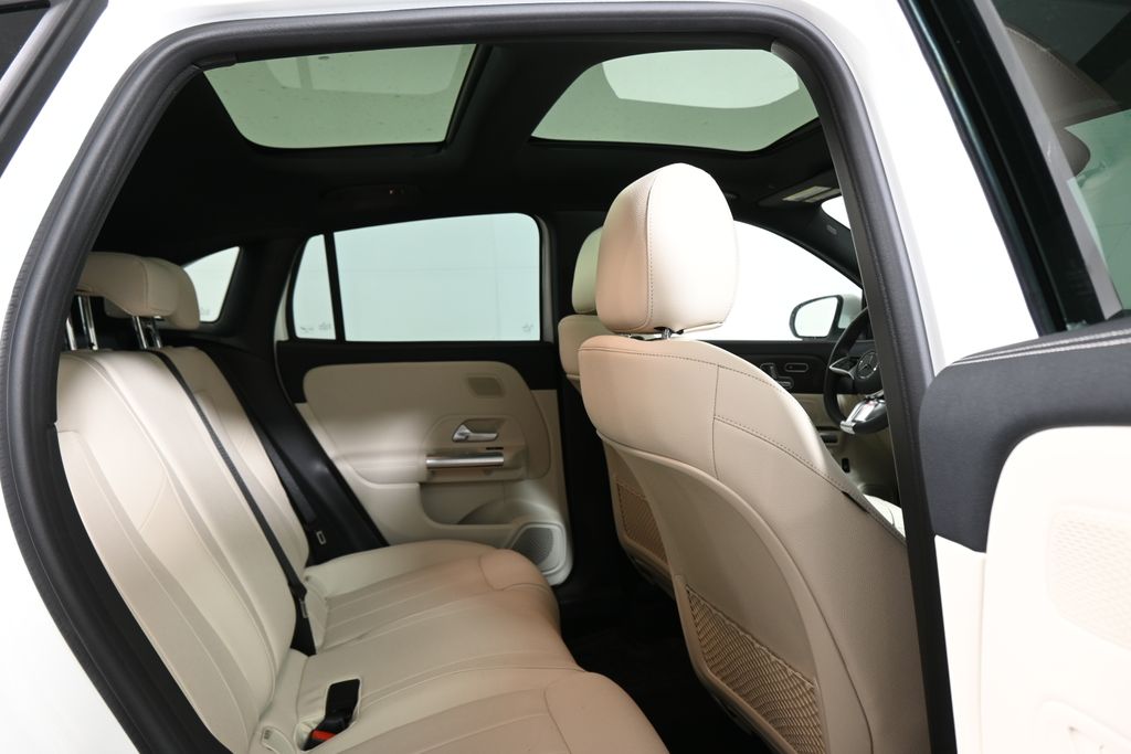 Thumbnail: 2026 Mercedes-Benz GLA - 25