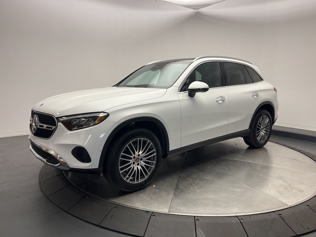Thumbnail: 2026 Mercedes-Benz GLC - 3