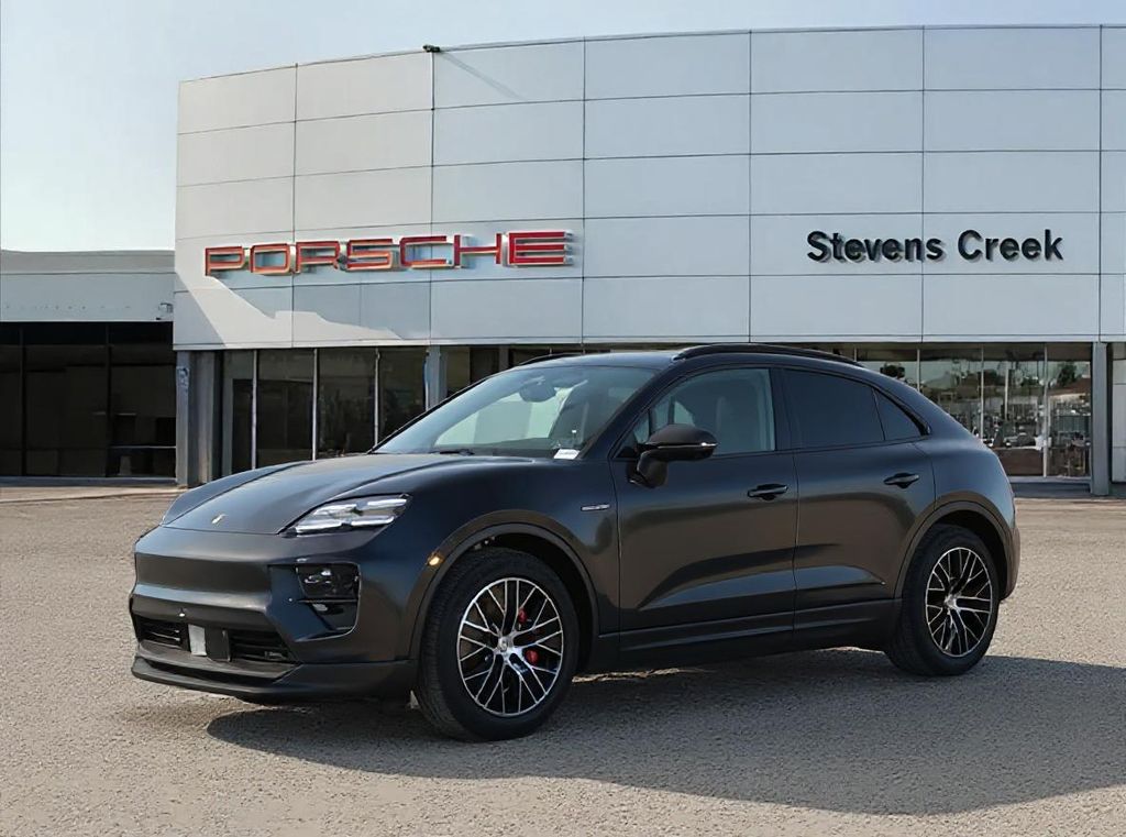 Thumbnail: 2025 Porsche Macan - 1