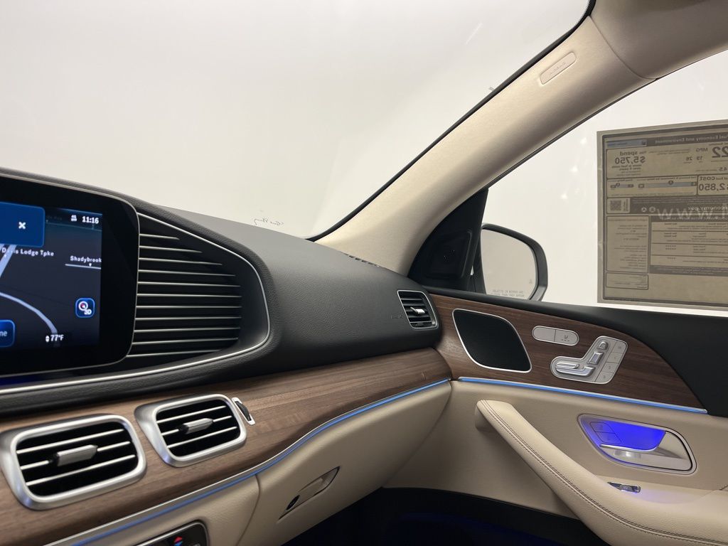 Thumbnail: 2026 Mercedes-Benz GLE - 22