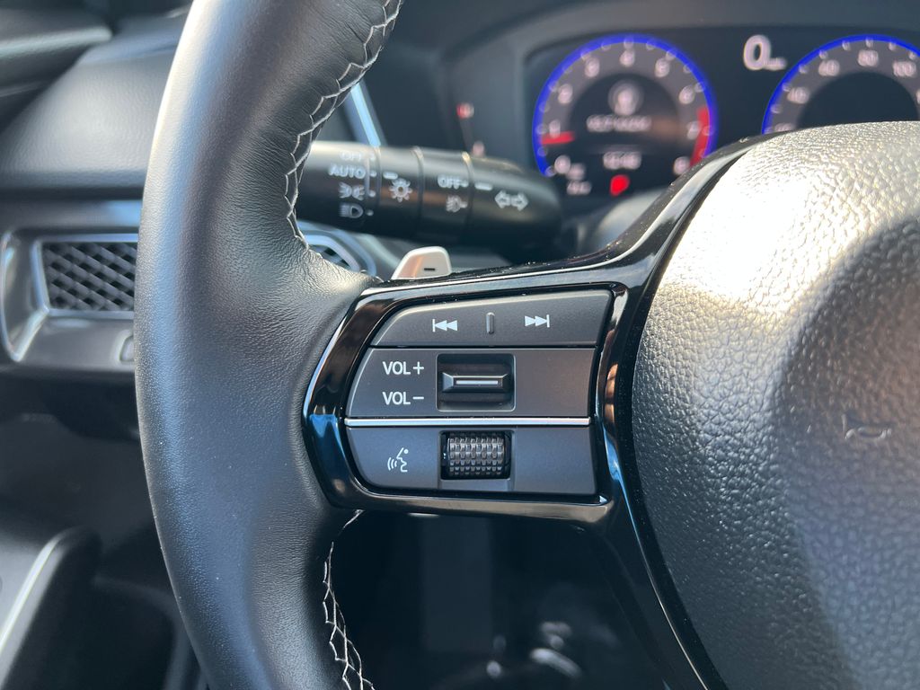 Thumbnail: 2025 Acura Integra - 21