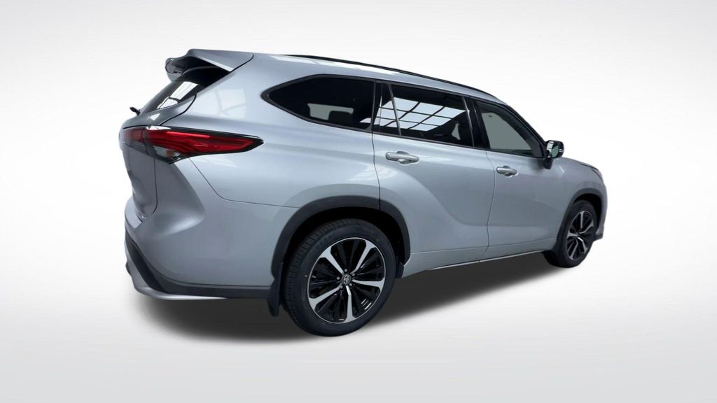 Used 2022 Toyota Highlander SUV