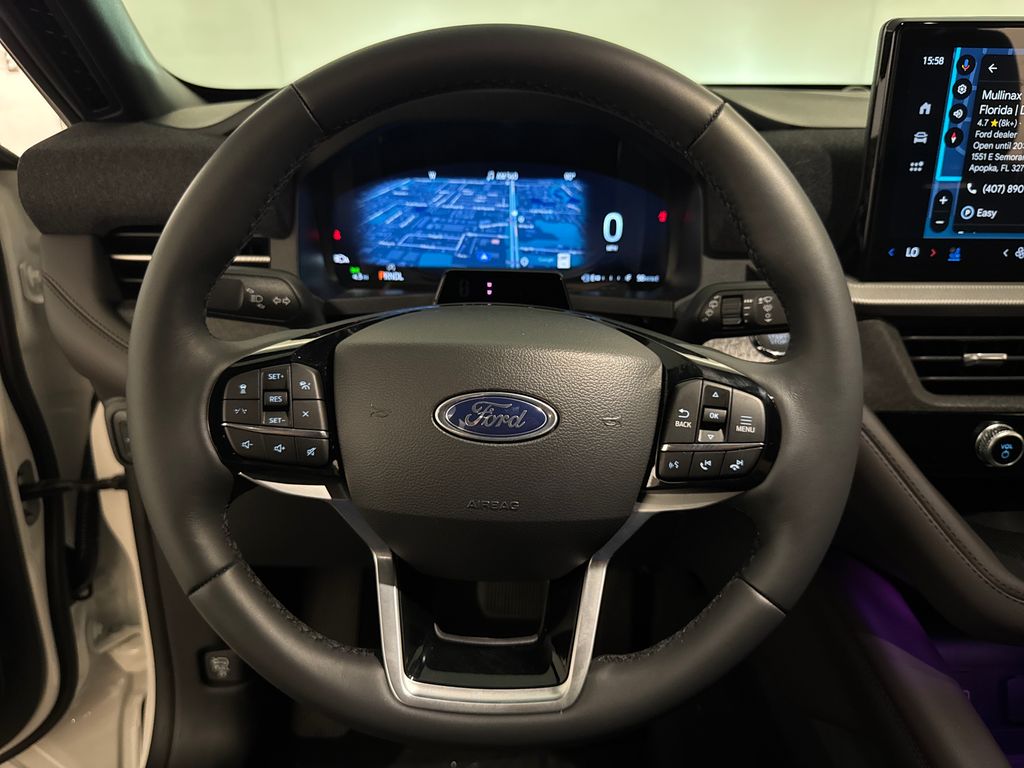 New 2026 White Ford Platinum image 9