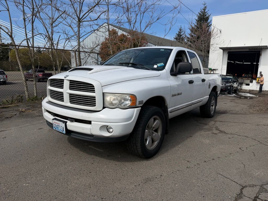 White 2005 Dodge RAM 1500 SLT Quad Cab 4WD Pickup Truck Four-Wheel Drive 5-Speed Automatic
