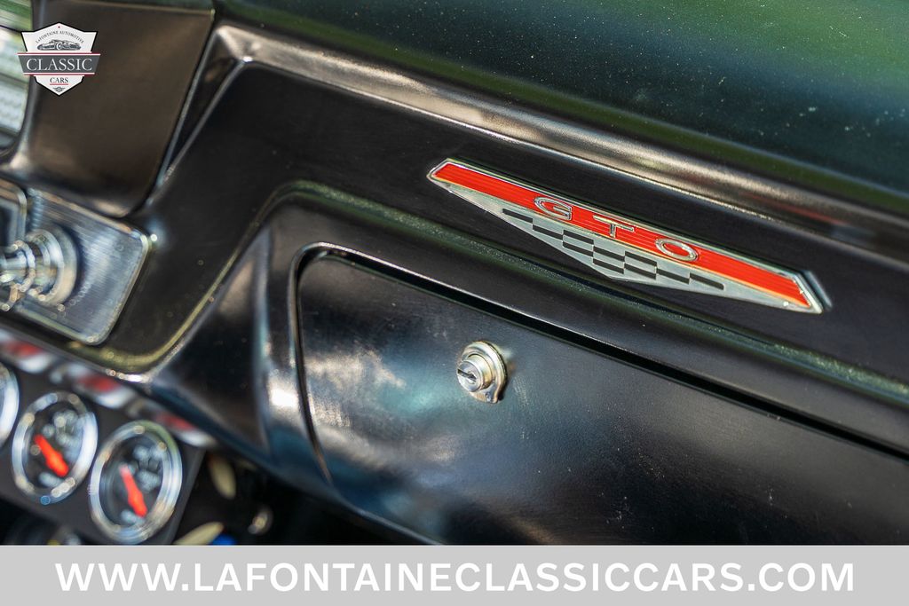 1964 Pontiac GTO 152