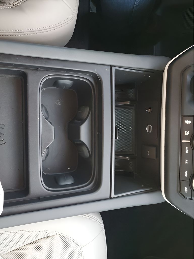 Used Car 2023 Land Rover Defender 130  Se For Sale Under $70,000 In Austin, Texas