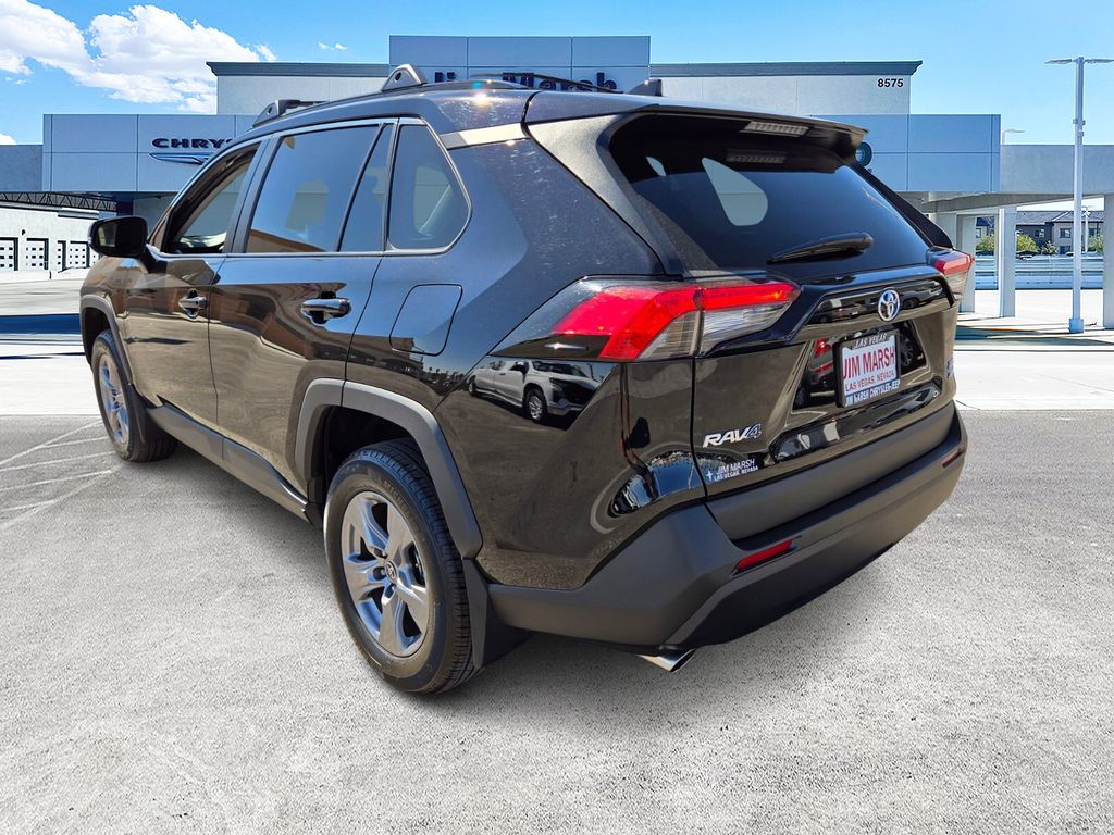 2023 Toyota RAV4 XLE 4