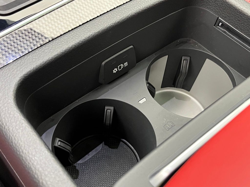 Thumbnail: 2022 Audi SQ5 - 15